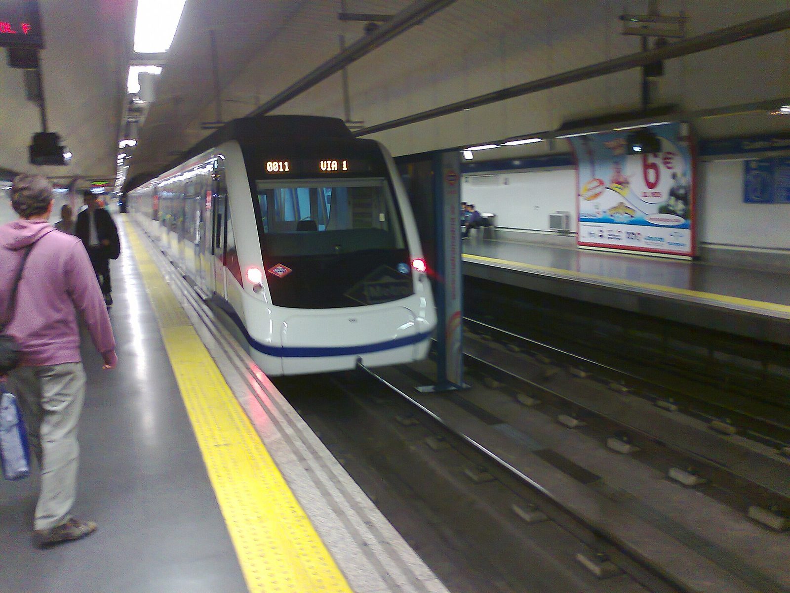Moverse por Madrid desde Usera: la línea 6 y todo lo que conecta